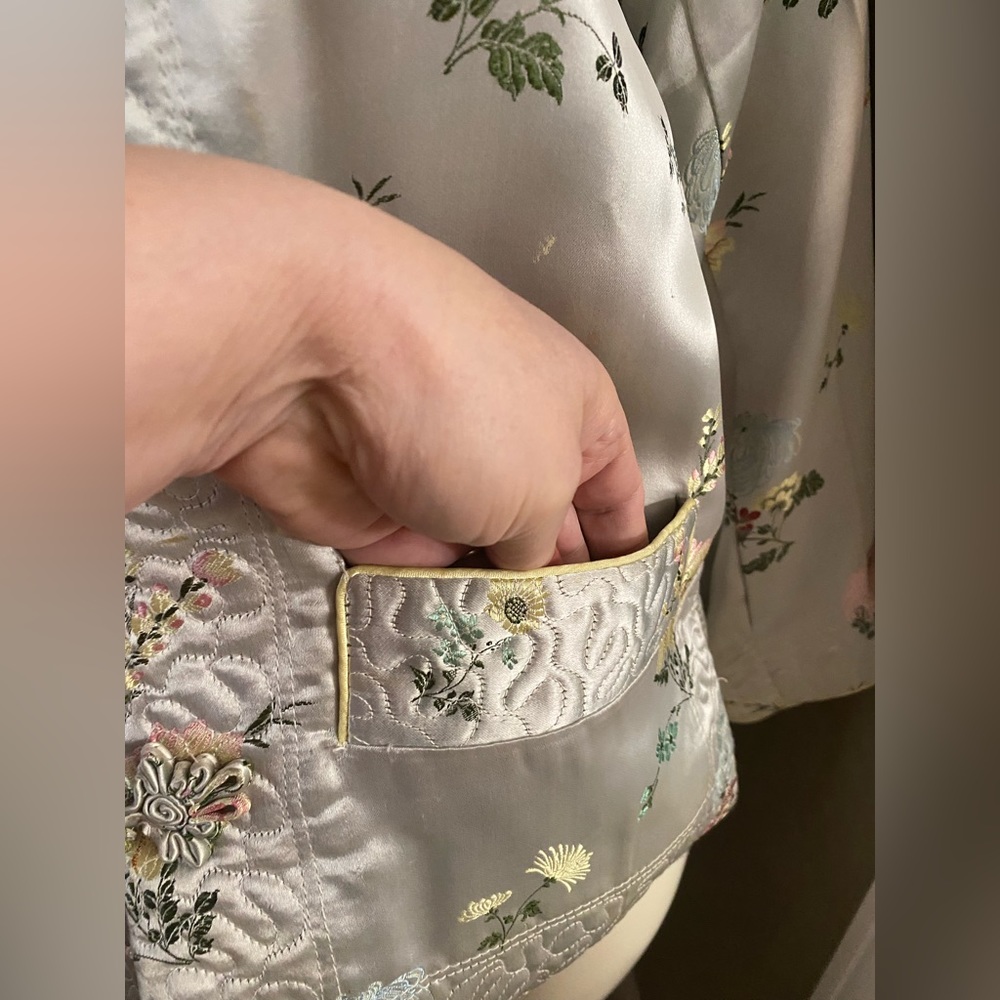 Vintage Quilted Silk Reversible Mandarin Chinese Jacket See measurements - Picture 9 of 16